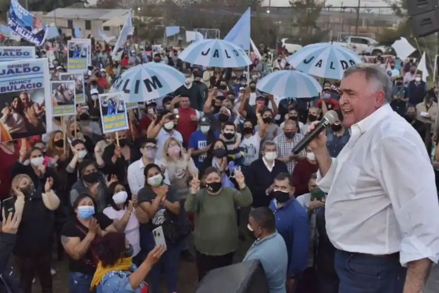 En Famaillá, Jaldo encabezó el acto de lanzamiento de la lista “Todos por Tucumán”.  