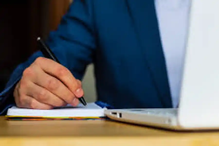 Cómo superar la procrastinación que nos causa la pandemia