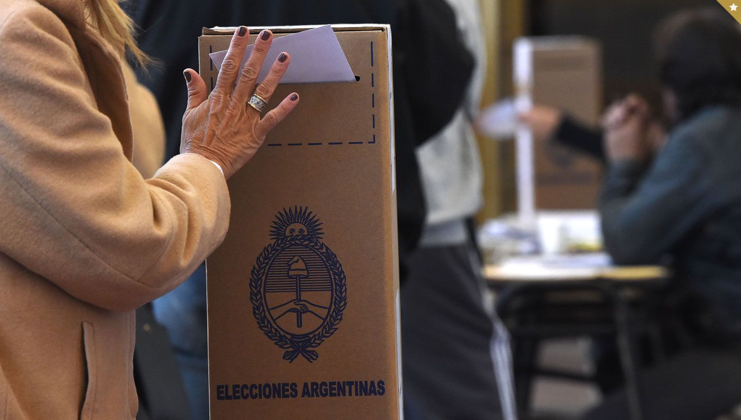 Por la fragmentación de los frentes, 12 listas competirán en las PASO de septiembre - Vimarsana News