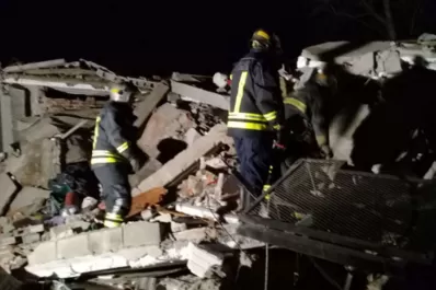 Dos mujeres murieron al derrumbarse su casa Lomas de Zamora