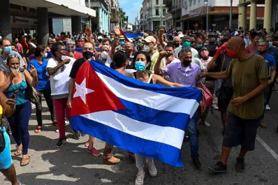 México envía ayuda humanitaria a Cuba