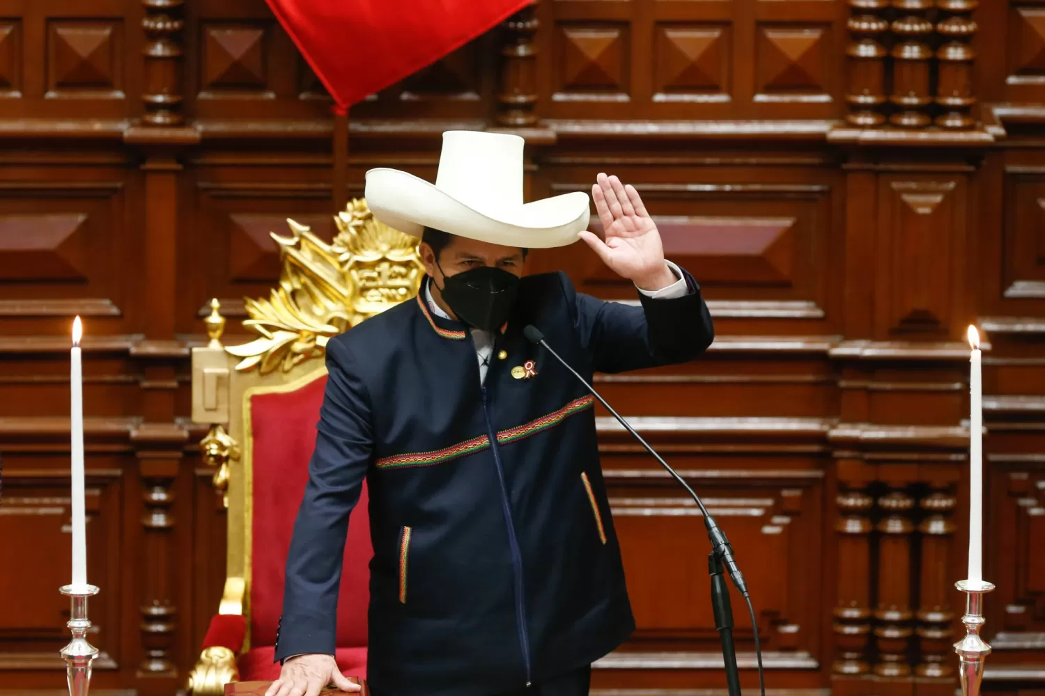 PERÚ. Pedro Castillo durante su investidura como presidente de Perú. FOTO TOMADA DE TWITTER: @PedroCastilloT