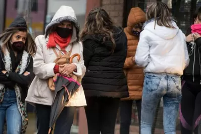 Tucumán: sigue vigente la alerta violeta y se espera un amanecer muy frío