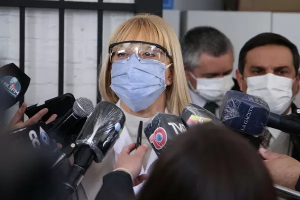 “No está previsto tomar licencia y no es una obligación”, respondió Chahla