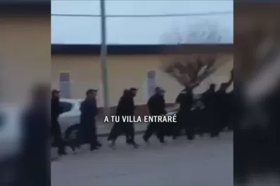 “Piquetero, ten cuidado, a tu villa entraré”: escándalo por la arenga de la policía en Chubut