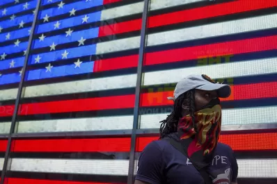 La economía de EEUU volvió a ubicarse en niveles de prepandemia en el segundo trimestre