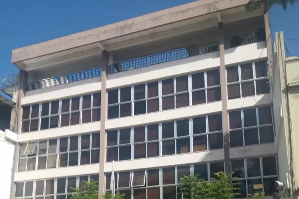 Alberdi: capturan a otro integrante de una banda que ingresó a robar en un taller mecánico