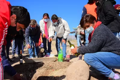 Carrera electoral: Campero y Sánchez homenajearon a la Pachamama