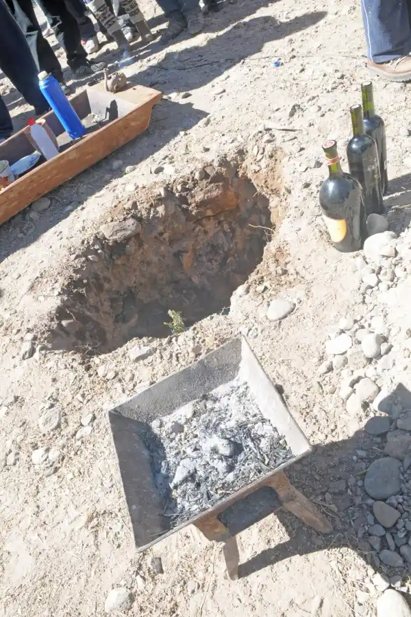 EN LA TIERRA. El pozo ya preparado.