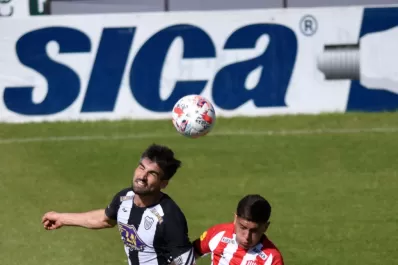 El “Santo” espera recuperar a todos sus jugadores para viajar a Santiago