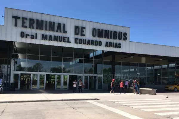 Para subir al ómnibus tendrán que tener las vacunas contra el coronavirus en Jujuy