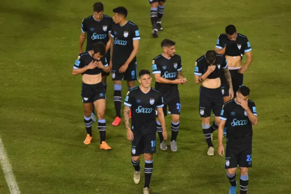 Atlético, amontonado en un pelotón de segundos