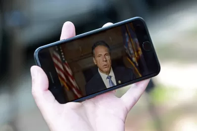 El gobernador de Nueva York, ante denuncias de acoso sexual