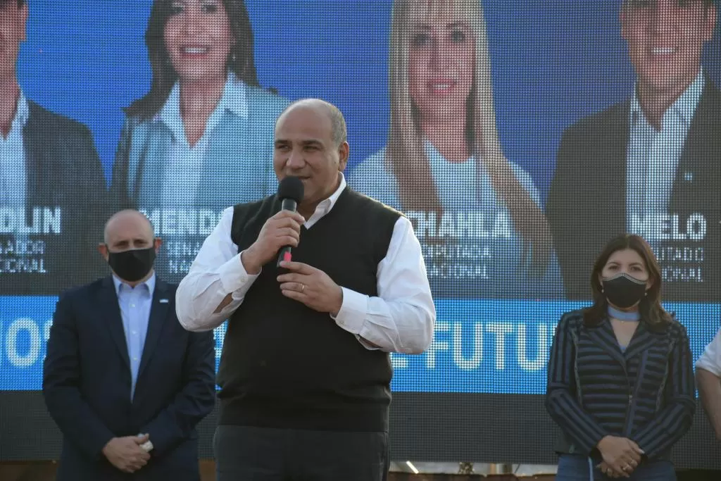 RUMBO A LAS PASO. Juan Manzur participó en el acto de apoyo a los candidatos del Frente de Todos de la provincia..