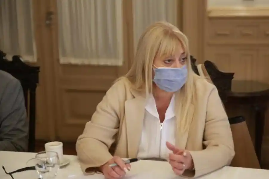 Tucumán  y la Sputnik V: “van a llegar hasta el 30 de agosto la cantidad que necesitamos