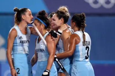 El Presidente felicitó a Las Leonas por su medalla de plata en Tokio y su desempeño brillante