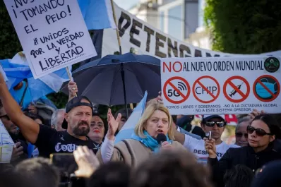 “Antivacunas y Médicos por la Verdad están haciendo daño”