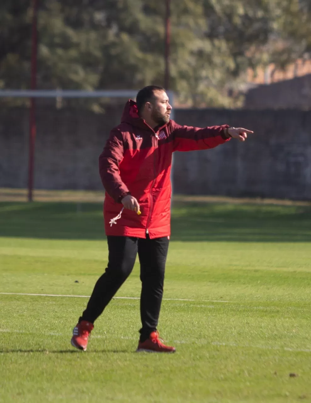 TRANQUILO. De Muner sabe que su equipo necesita mejorar algunas cosas, pero no se vuelve loco. PRENSA CASM