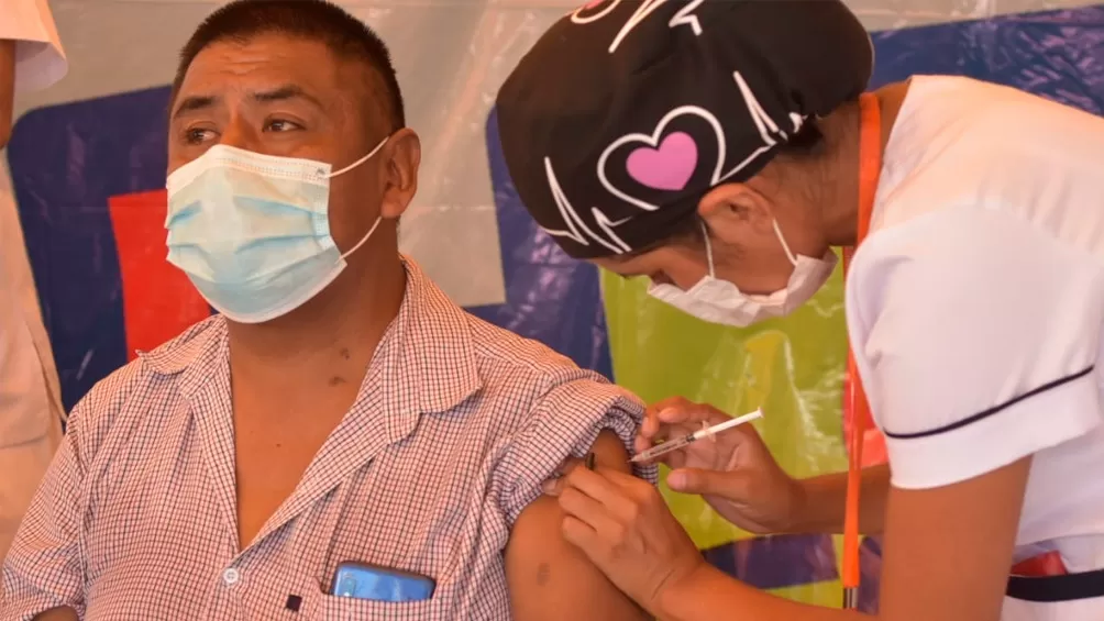 Covid-19: Bolivia reanuda la aplicación de la segunda dosis de Sputnik V