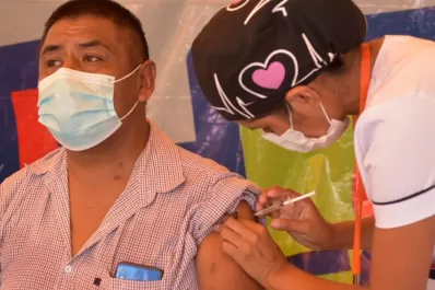 Covid-19: Bolivia reanuda la aplicación de la segunda dosis de Sputnik V