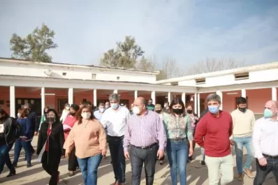 Manzur inauguró obras en Los Ralos, Las Cejas y Delfín Gallo