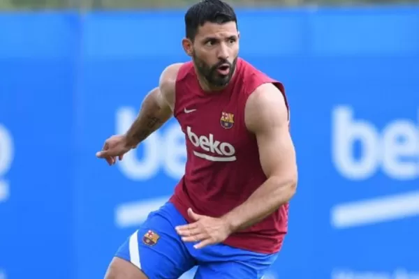 Otra mala para Barcelona: Agüero estará diez semanas sin actividad por una lesión