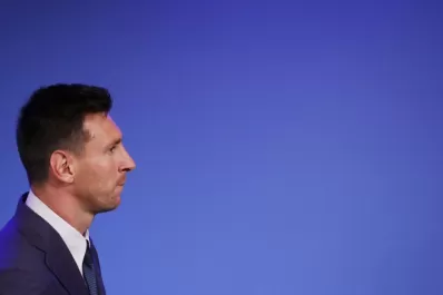 El futuro de Messi: el planeta fútbol, pendiente de una firma