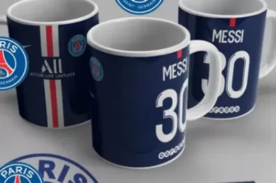 Furor por Messi: venden merchandising con el 30 y los colores de PSG