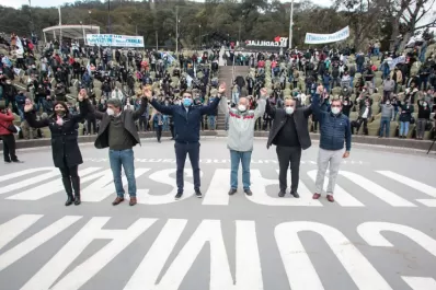 Militar contra la reforma constitucional en las PASO es de psiquiátrico, según Manzur