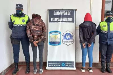 Detuvieron a dos mujeres por intentar robar ocho pares de pantuflas