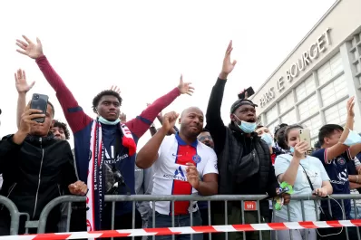 Galería de fotos: Messi dejó Barcelona y hace delirar a París