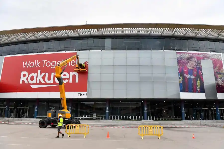 Twitter @DiegoBorinsky