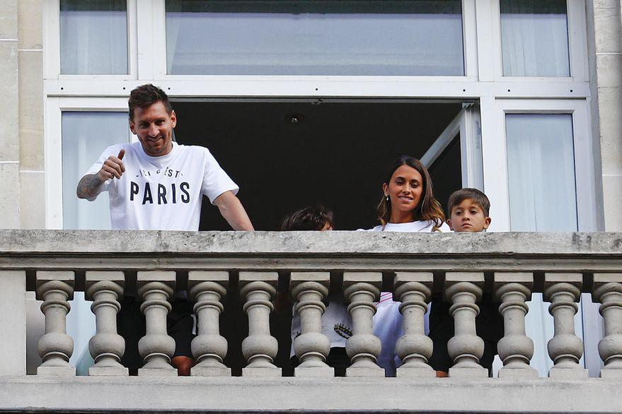 Video: así reaccionaron Messi y Antonela ante la cantidad ...