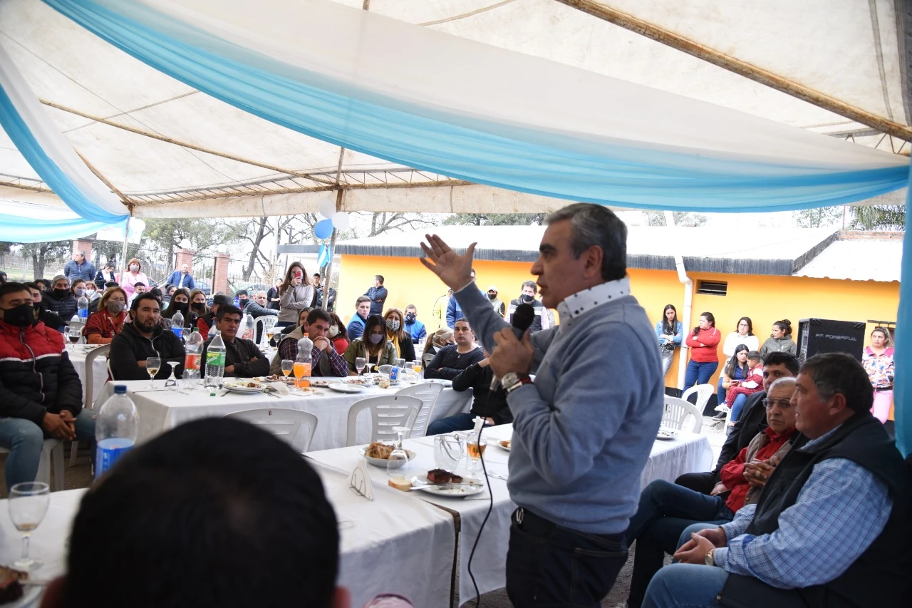 GERMÁN ALFARO, en su recorrida vespertina. FOTO PRENSA GERMÁN ALFARO. 