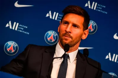 Messi, en París: Estoy muy emocionado; mi sueño es levantar otra Champions League