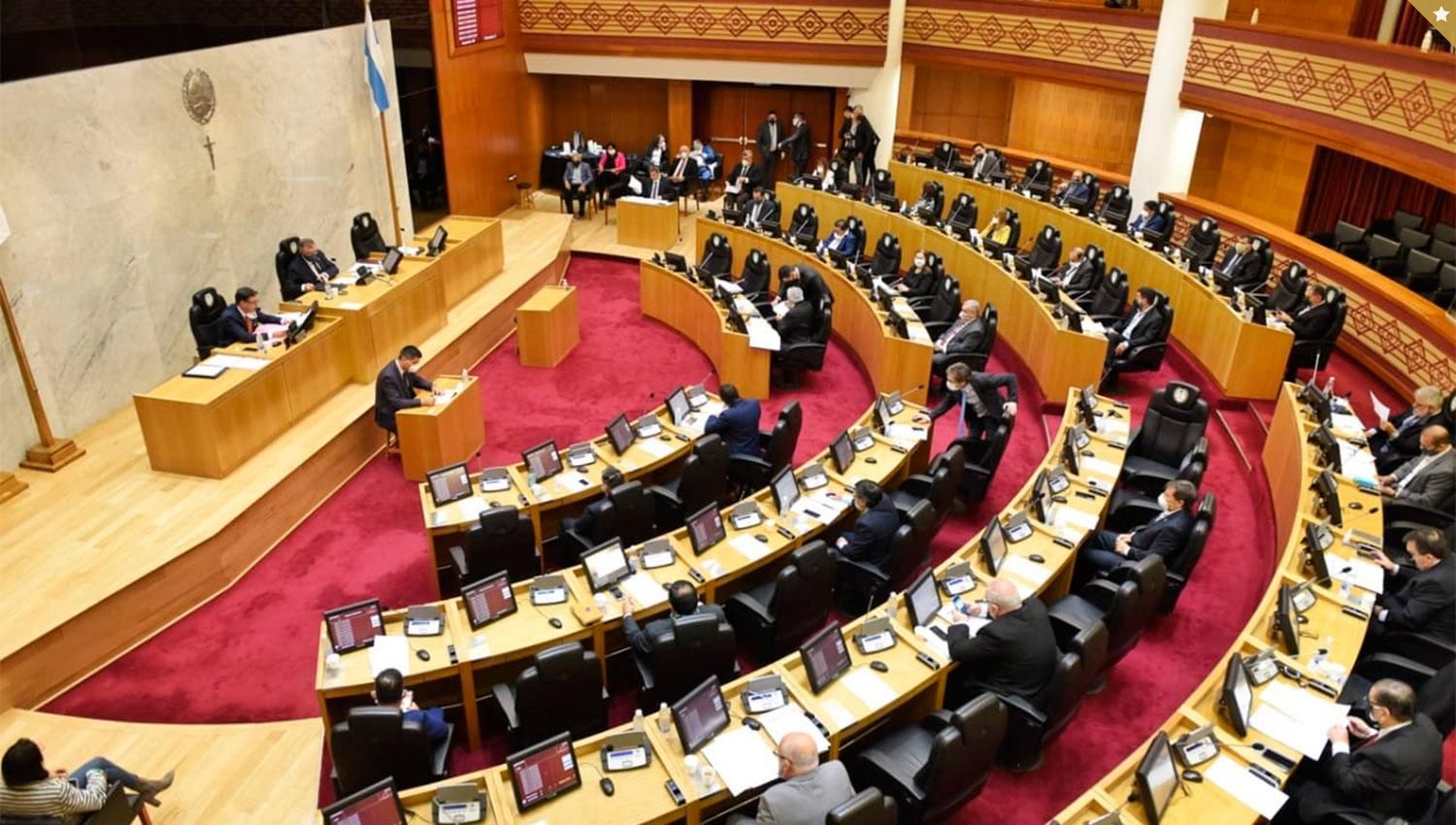 Cómo mutaron los bloques de la Legislatura a causa de la interna - Vimarsana News