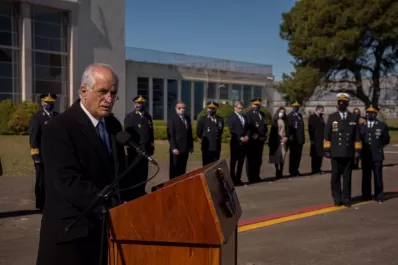 Vamos a continuar con la modernización de las Fuerzas Armadas, aseguró Taiana