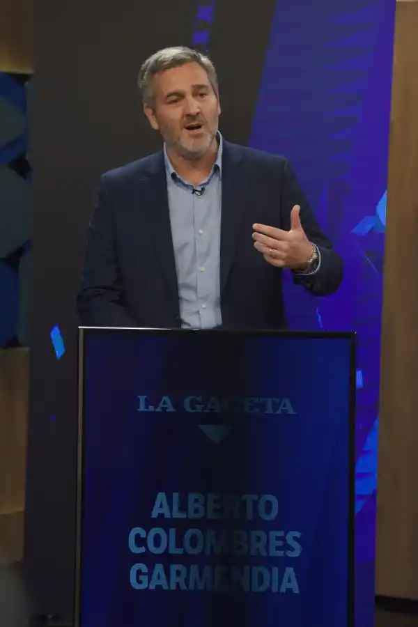 PRECANDIDATO. Colombres Garmendia habla durante su turno. 