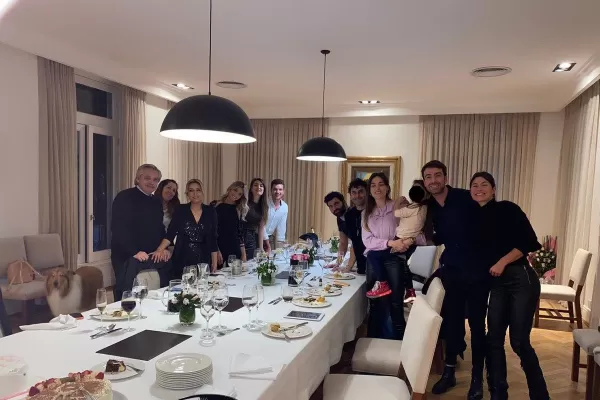 En la Legislatura provincial, buscan repudiar el festejo en Olivos durante la cuarentena
