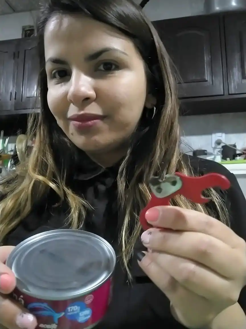 MELINA FERNÁNDEZ. destaca su capacidad de adaptación y resiliencia.  