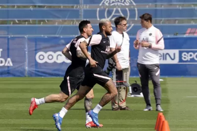 Liga de Francia: el show es todo de Messi