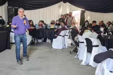 El Concejo Deliberante aprobó un proyecto para obligar a Alfaro a tomar licencia