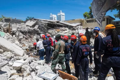 Aumenta a 1.297 la cifra de fallecidos por el sismo de Haití
