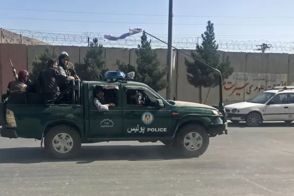 Crisis en Afganistán: cuatro argentinos están en Kabul, en medio de la tensión