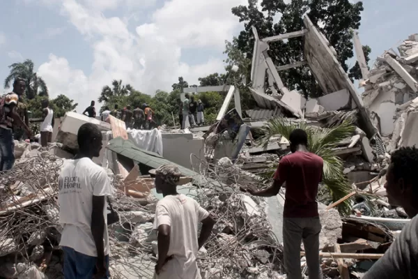 Haití: la cifra de muertos por el terremoto supera los 1.400