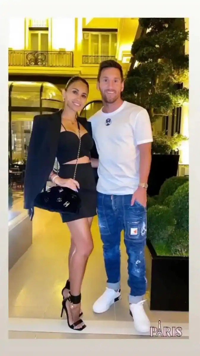 Antonela y Lio Messi se mostraron románticos en uno de los restaurantes más tops de París