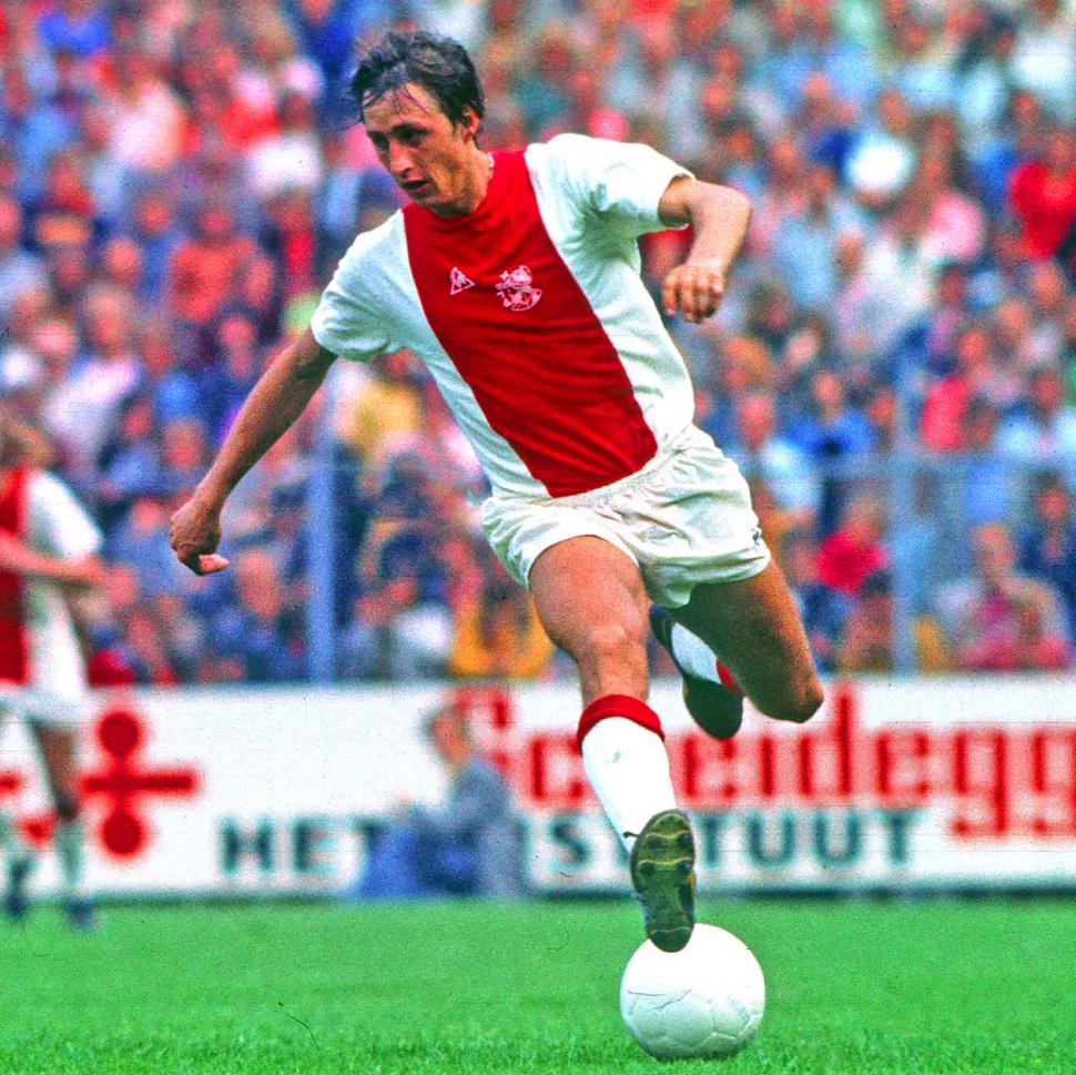 FENÓMENO. Cruyff maravilló a todos en Ajax.