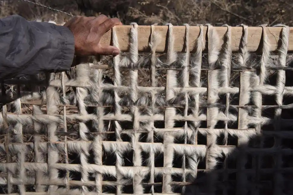 RECUERDO. Catre de tiento de cuero del padre de Gerónimo.