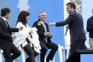 Fernández aseguró que los medios están enojadísimos y habló de ladrones de guantes blancos