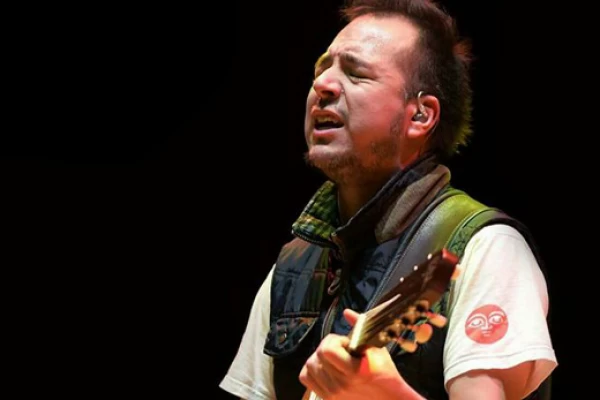 La “Eterna risa” de Bruno Arias trae la fiesta de la Puna
